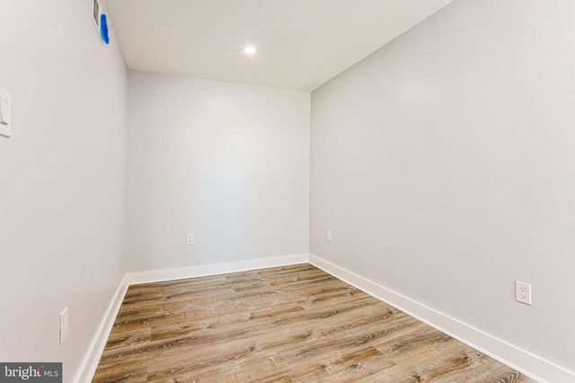 2825 E VICTORIA ST, Philadelphia, PA 19134