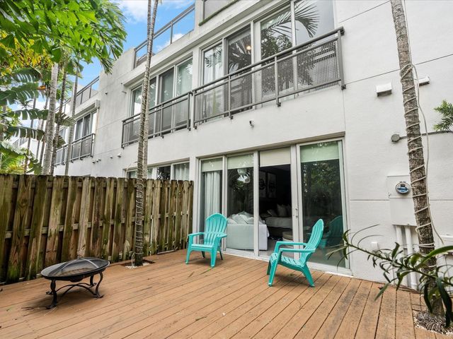 832 NE 19TH Avenue 832, Fort Lauderdale, FL 33304