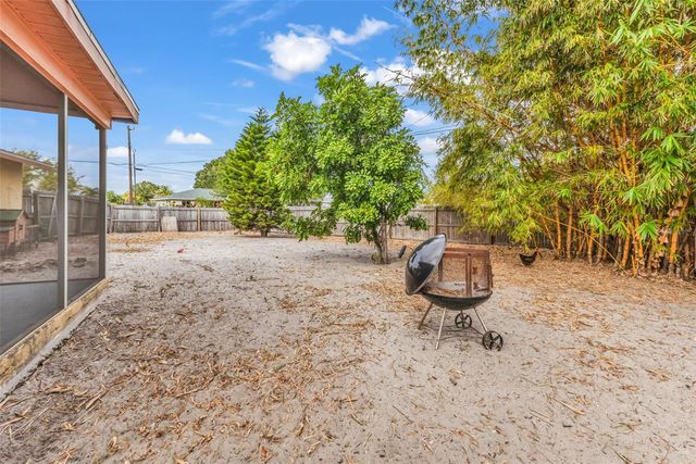 450 CHURCH AVENUE NW, Port Charlotte, FL 33952