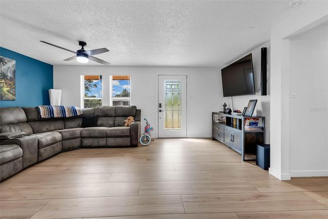 450 CHURCH AVENUE NW, Port Charlotte, FL 33952