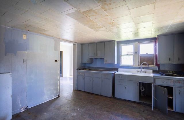 1711 N Sheridan Road, Lennon, MI 48849
