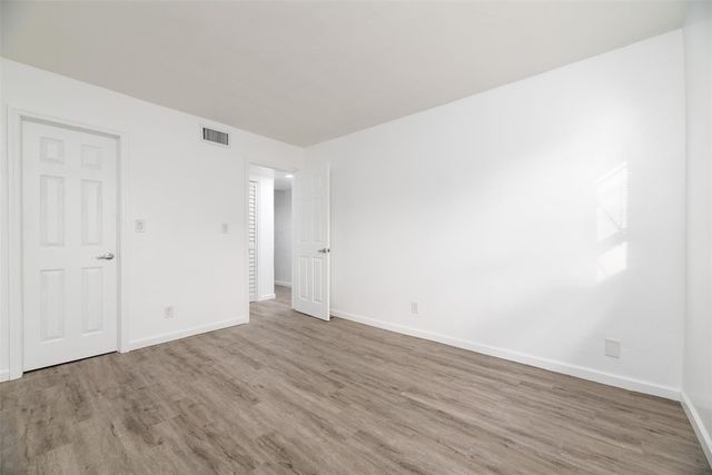 1401 NE 17th Court 207, Fort Lauderdale, FL 33305