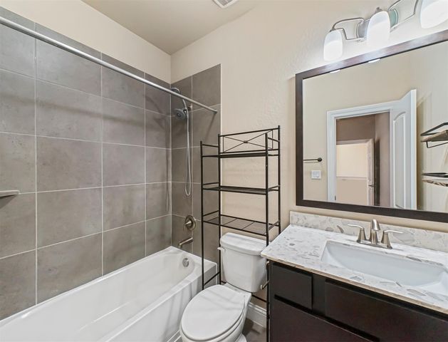 6005 Kansas Street A, Houston, TX 77007