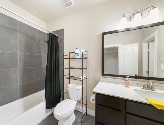 6005 Kansas Street A, Houston, TX 77007