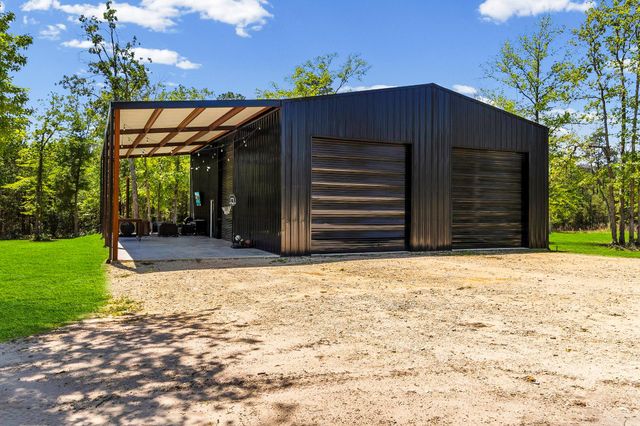 5938 Fm 3152, Livingston, TX 77351