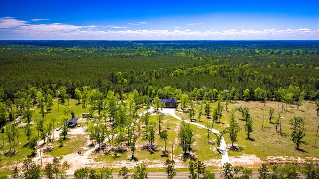 5938 Fm 3152, Livingston, TX 77351