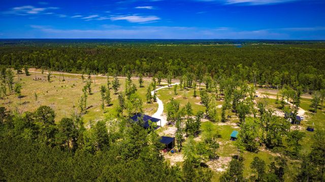 5938 Fm 3152, Livingston, TX 77351