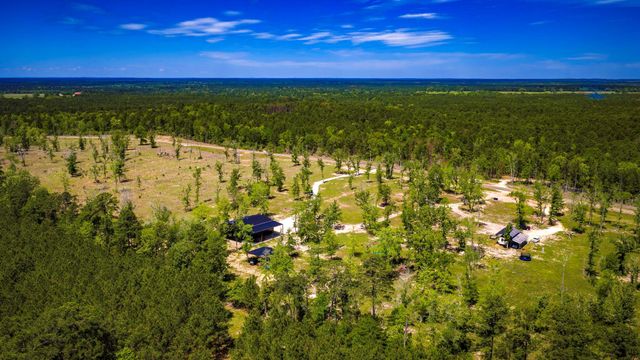 5938 Fm 3152, Livingston, TX 77351