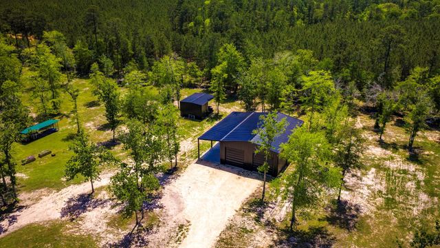 5938 Fm 3152, Livingston, TX 77351