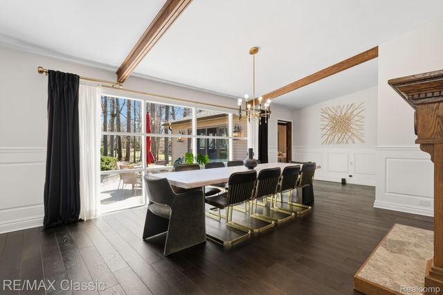 16800 Bell Creek Lane, Livonia, MI 48154