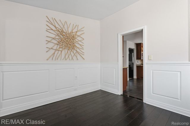 16800 Bell Creek Lane, Livonia, MI 48154