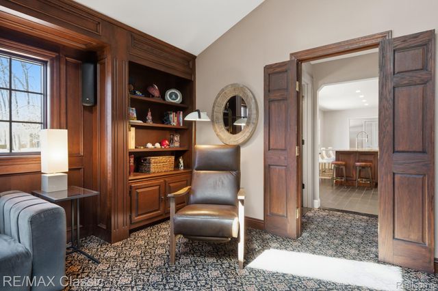 16800 Bell Creek Lane, Livonia, MI 48154