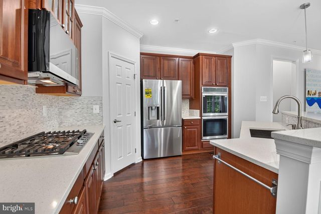 2803 SISSINGHURST PL, Upper Marlboro, MD 20774