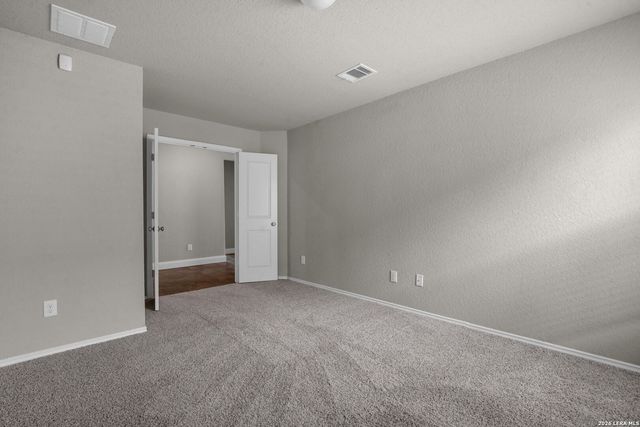 10306 MIDSUMMER MDW, Converse, TX 78109