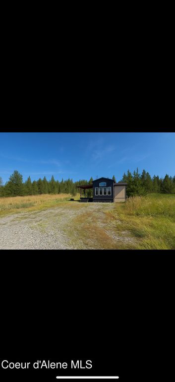 78 Wyatt Ln, Spirit Lake, ID 83869