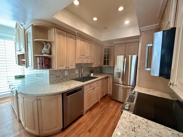 2410 Albatross St 9, San Diego, CA 92101