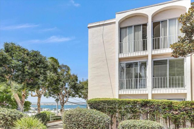 2410 Albatross St 9, San Diego, CA 92101
