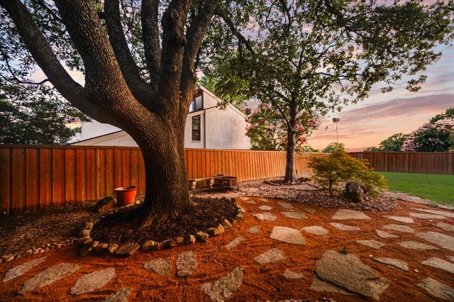 706 S Alamo Road, Rockwall, TX 75087