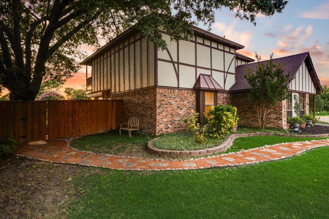 706 S Alamo Road, Rockwall, TX 75087