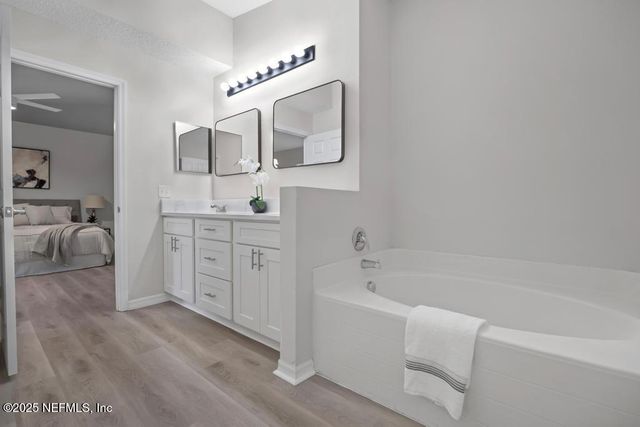 4098 BROAD CREEK Lane, Jacksonville, FL 32218