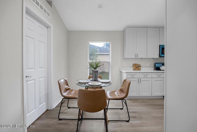 4098 BROAD CREEK Lane, Jacksonville, FL 32218