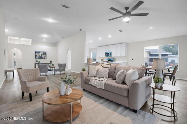 4098 BROAD CREEK Lane, Jacksonville, FL 32218