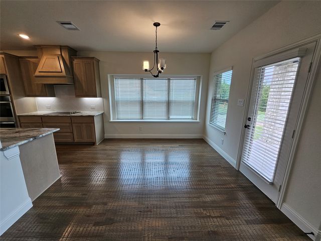 237 Magnolia Court, Trenton, TX 75490