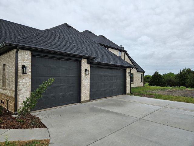 237 Magnolia Court, Trenton, TX 75490