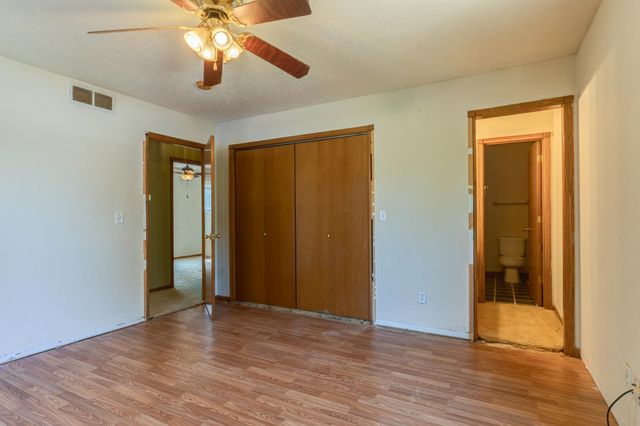 321 E Minneapolis Ave, Salina, KS 67401