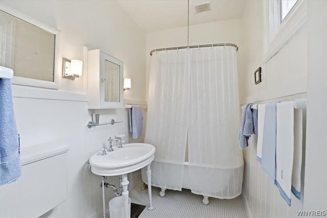 36 Hodge Avenue, Buffalo, NY 14222