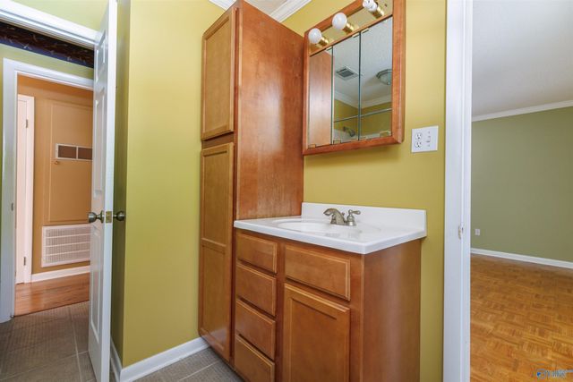 3420 Grassfort Drive, Huntsville, AL 35805