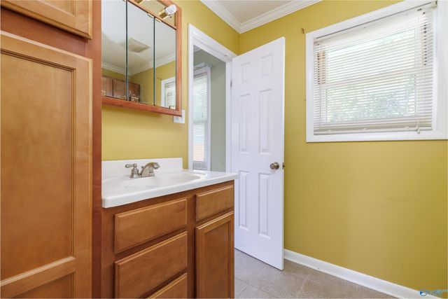 3420 Grassfort Drive, Huntsville, AL 35805