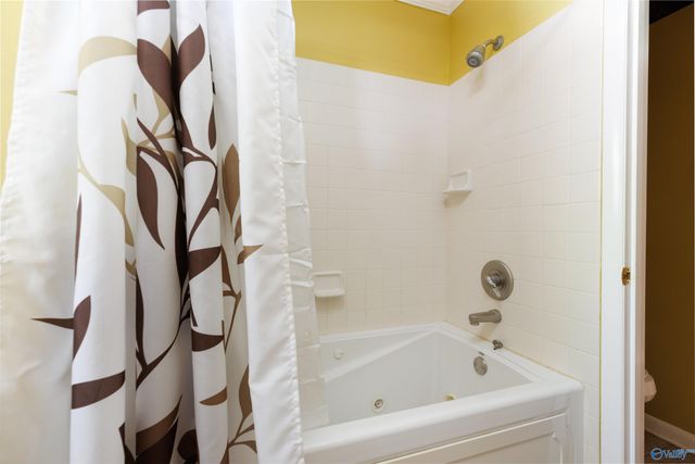3420 Grassfort Drive, Huntsville, AL 35805