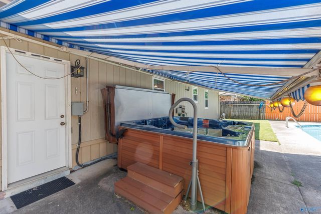 3420 Grassfort Drive, Huntsville, AL 35805