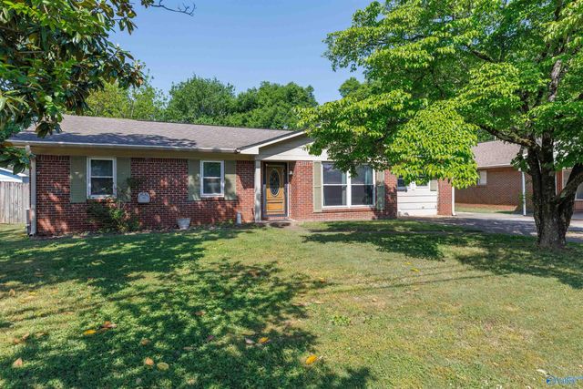 3420 Grassfort Drive, Huntsville, AL 35805