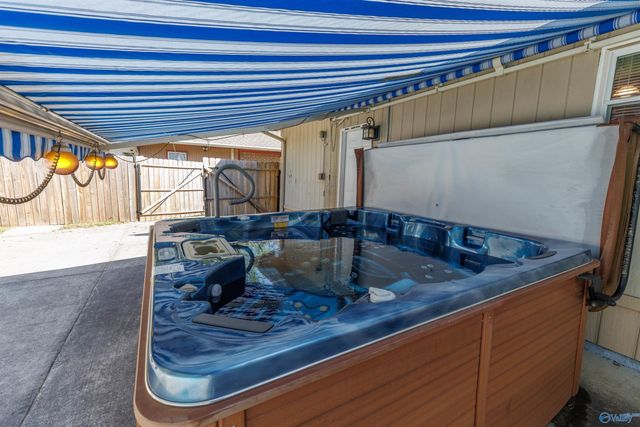 3420 Grassfort Drive, Huntsville, AL 35805