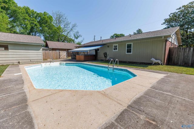 3420 Grassfort Drive, Huntsville, AL 35805