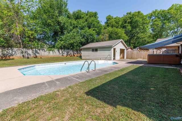 3420 Grassfort Drive, Huntsville, AL 35805