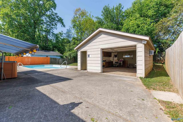 3420 Grassfort Drive, Huntsville, AL 35805
