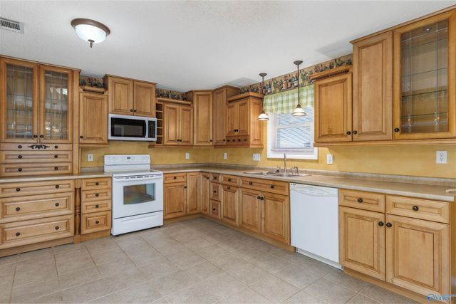 3420 Grassfort Drive, Huntsville, AL 35805