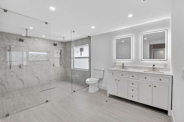 4701 NW 1st Place, Deerfield Beach, FL 33442