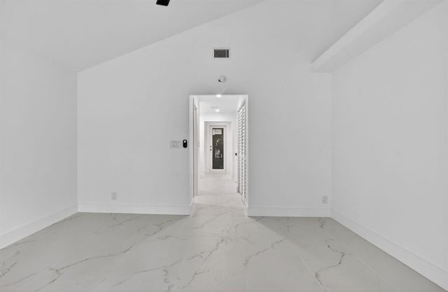 4701 NW 1st Place, Deerfield Beach, FL 33442