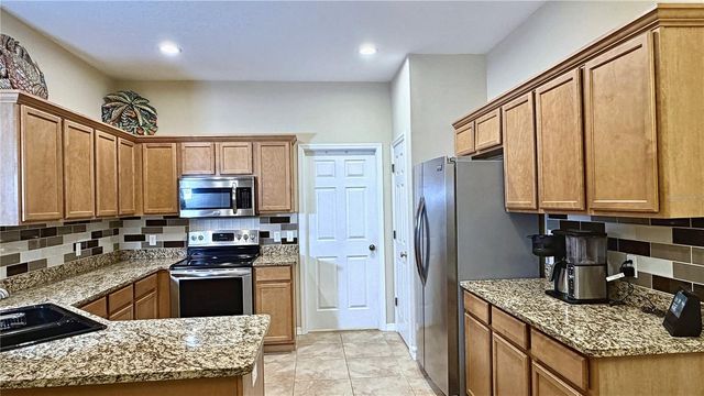 8240 ACADIAN LANE, Seminole, FL 33777