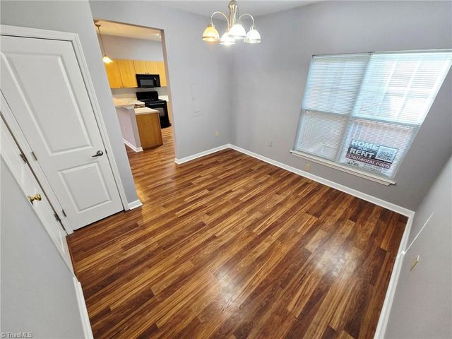 102 Campus Walk Trail 301, Elon, NC 27244