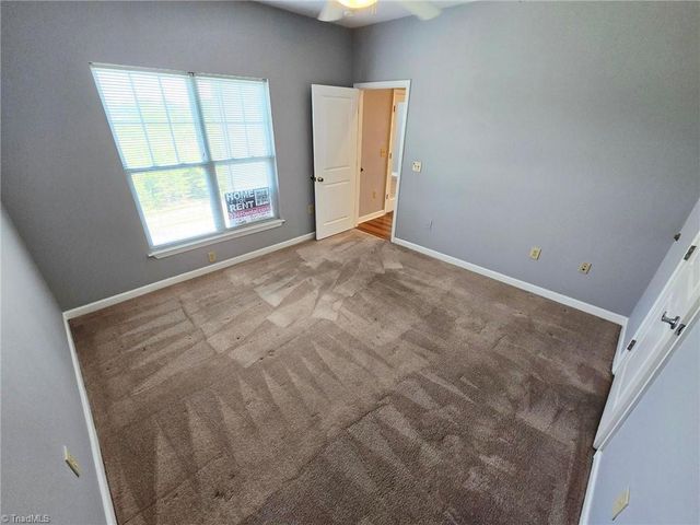 102 Campus Walk Trail 301, Elon, NC 27244
