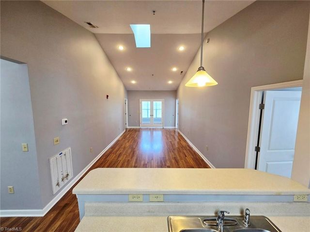 102 Campus Walk Trail 301, Elon, NC 27244