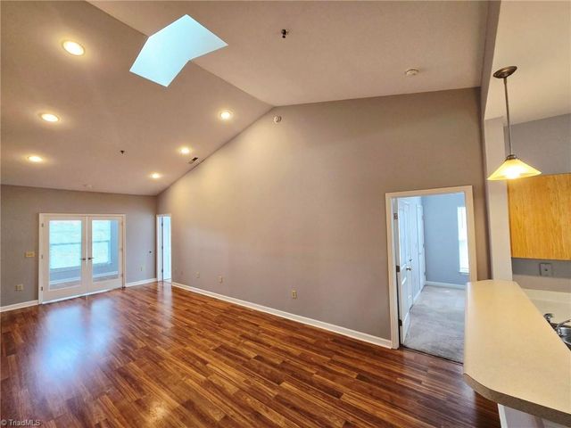 102 Campus Walk Trail 301, Elon, NC 27244