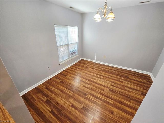 102 Campus Walk Trail 301, Elon, NC 27244
