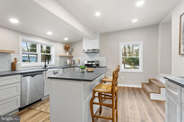 595 CHURCH RD, Sewell, NJ 08080