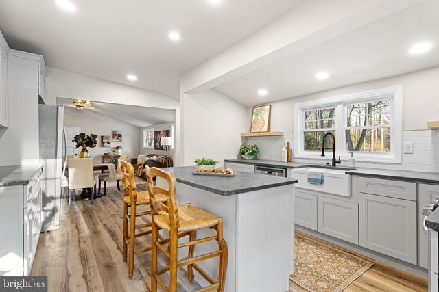 595 CHURCH RD, Sewell, NJ 08080